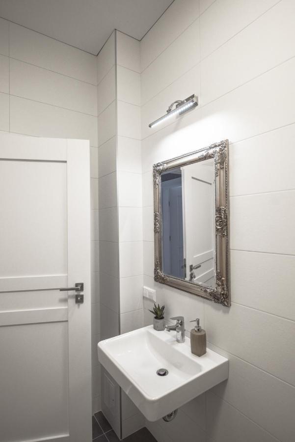 Km Apartamentai Apartment Каунас Екстериор снимка